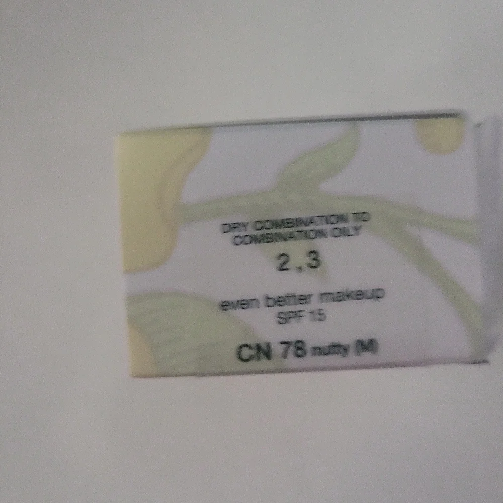 Clinique Even Better Make Up CN 78 NuttY (M)